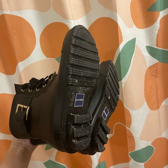 Tommy Hilfiger rain boots - Picture 5 of 8